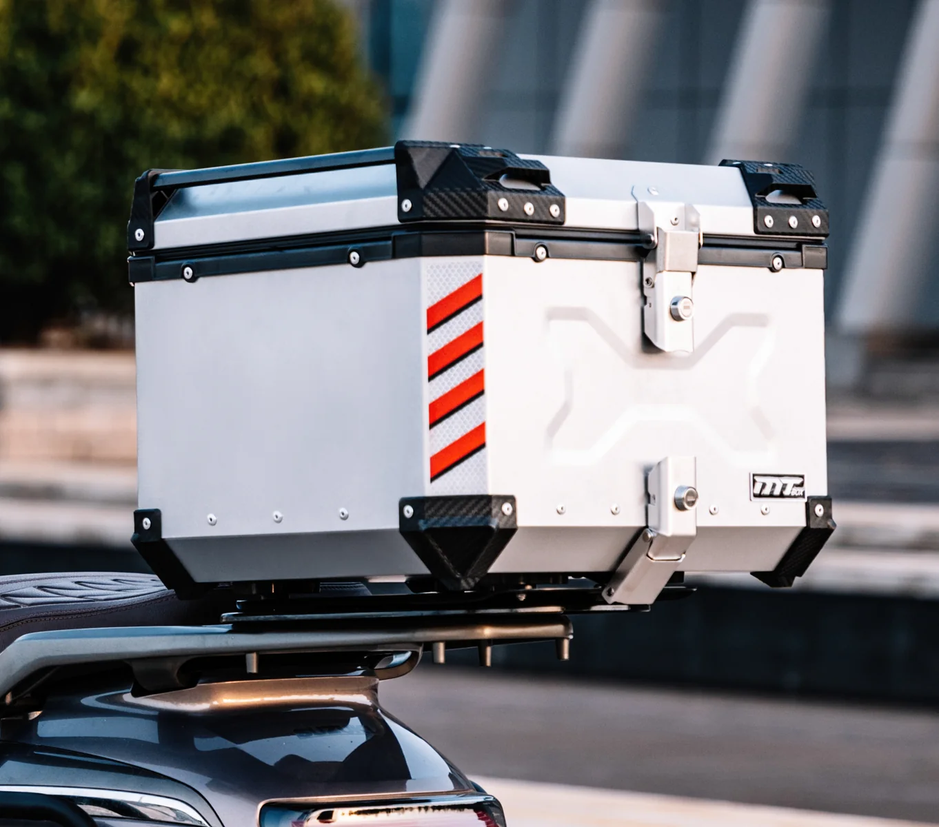 56L Basic aluminum motorcycle top case reference